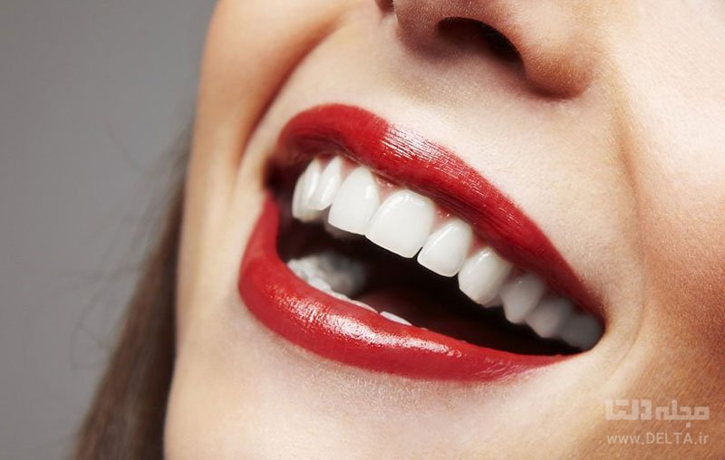 ۵ ترفند ساده و ارزان برای سفید کردن دندان‌ها!